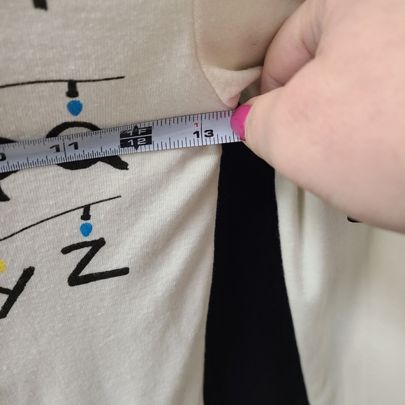 New with Tags Stranger Things Long Sleeve Top size XS - Picture 8 of 9